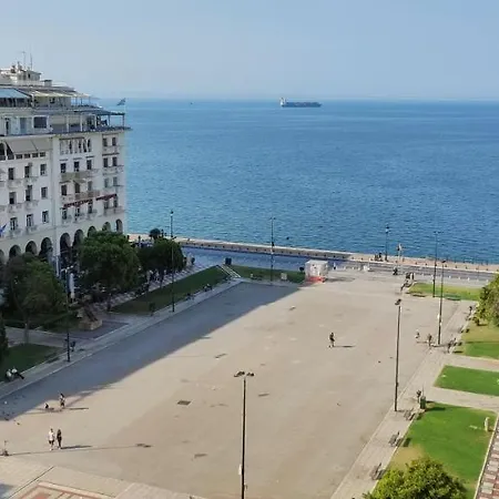 To Helidoni & Gardens * Νικήτη