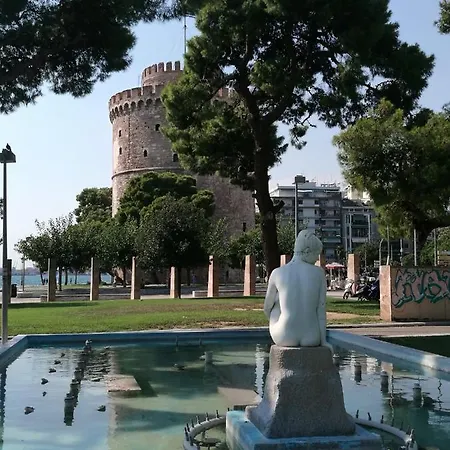 To Helidoni & Gardens Nikiti (Sithonia)