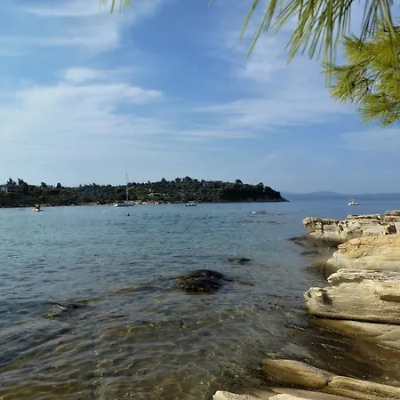 To Helidoni & Gardens * Nikiti (Sithonia)